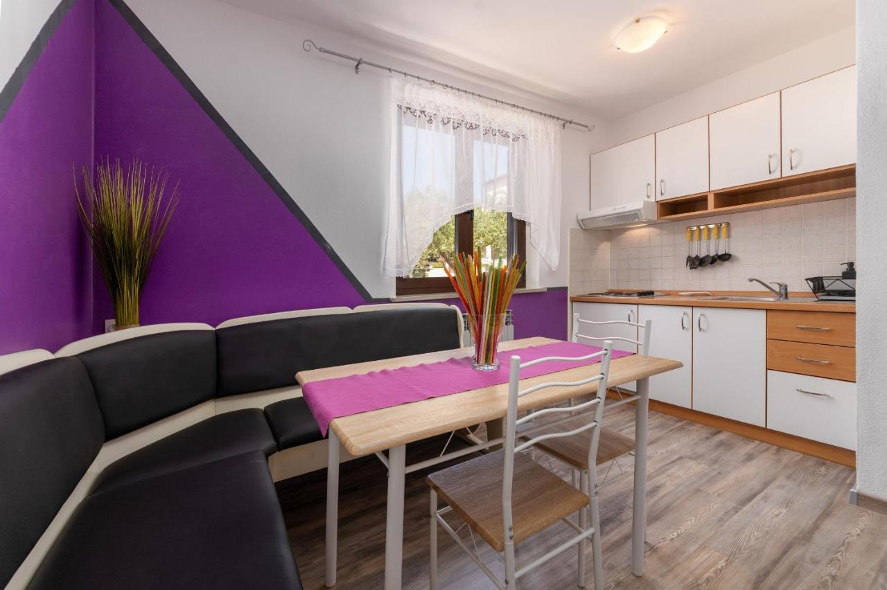 Apartments Miri Vrsar Eksteriør billede