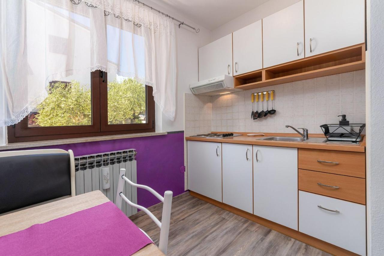 Apartments Miri Vrsar Eksteriør billede