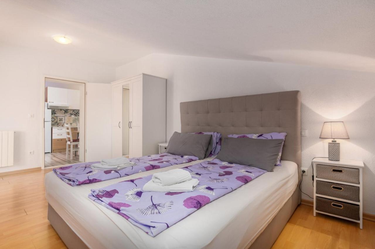 Apartments Miri Vrsar Eksteriør billede