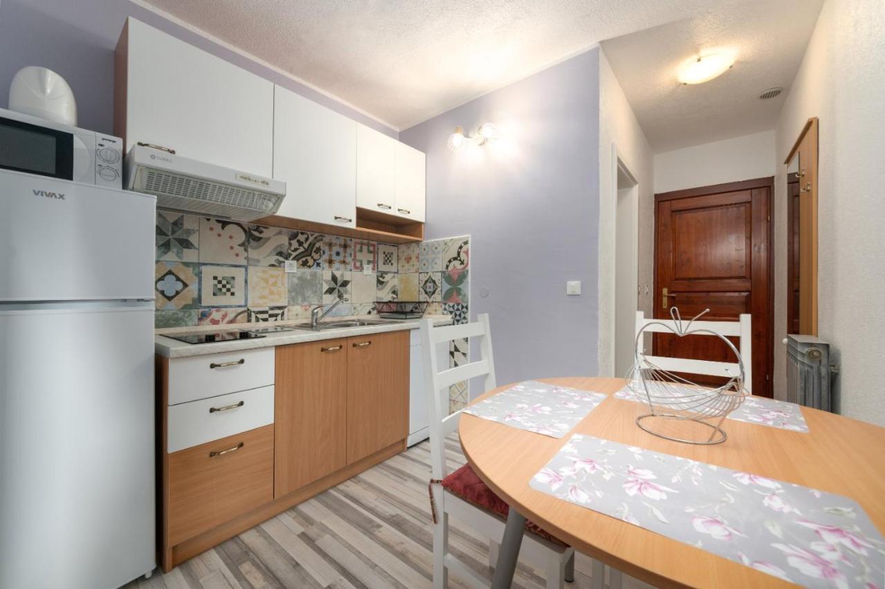 Apartments Miri Vrsar Eksteriør billede